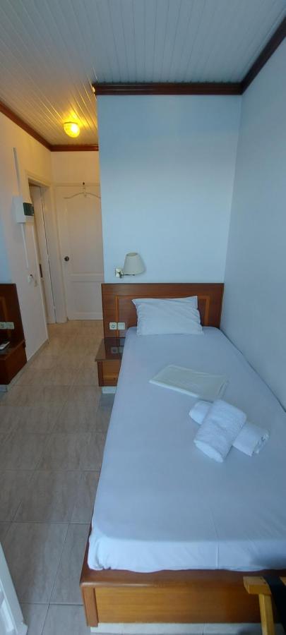 Leonidas Hotel Gythio Esterno foto